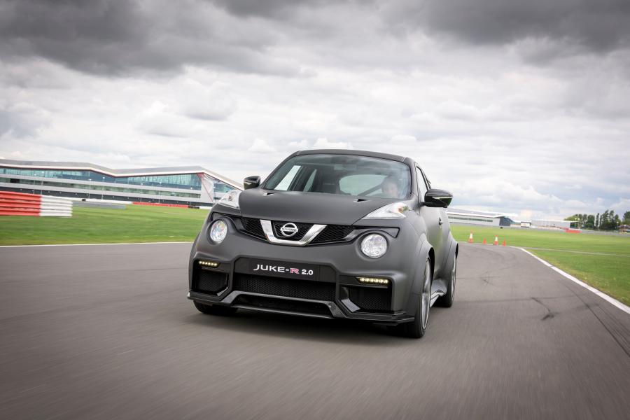  Nissan Juke-R 2.0 Concept 2015 года  (фото 22 из 41)